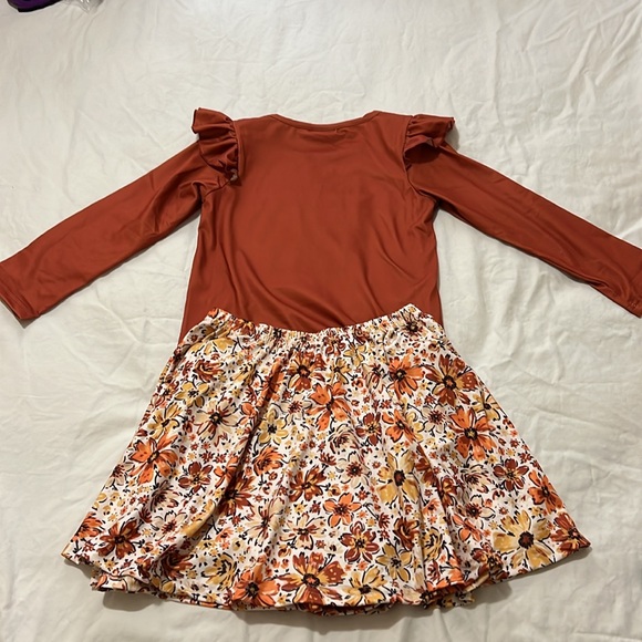 Harvest Thanksgiving "Grateful" shirt with floral skirt size 6/7 - Picture 9 of 9